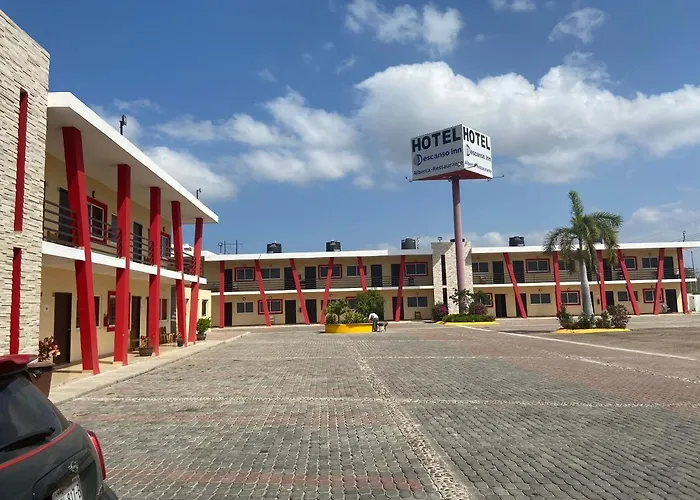 El Descanso Inn